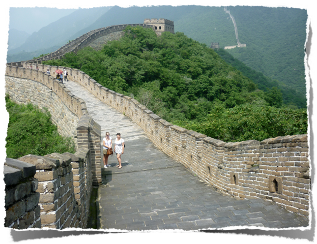 When You Reach The Base Of The Wall, The First Thing - China Wall Height And Width (645x496), Png Download
