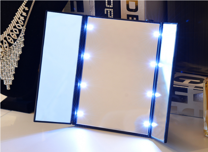 Portable Led Mirror Beauty Makeup Hand Mirror Dressing - Aostek Foldable Lighted Tri-sided Beauty Vanity Led (700x700), Png Download