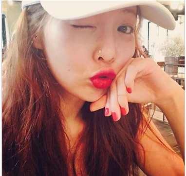 Hyuna A Selfie (640x360), Png Download