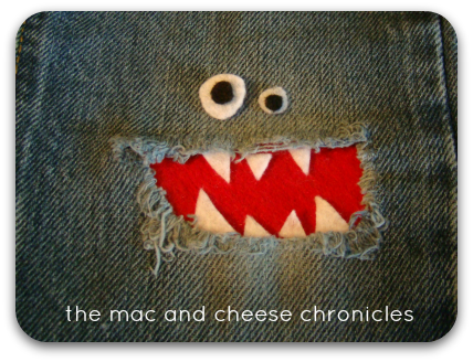 You'll Notice That There Is Sort Of A Flap Where The - Face (428x328), Png Download