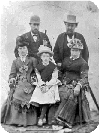 U18toyhodgefamily - Portable Network Graphics (350x454), Png Download