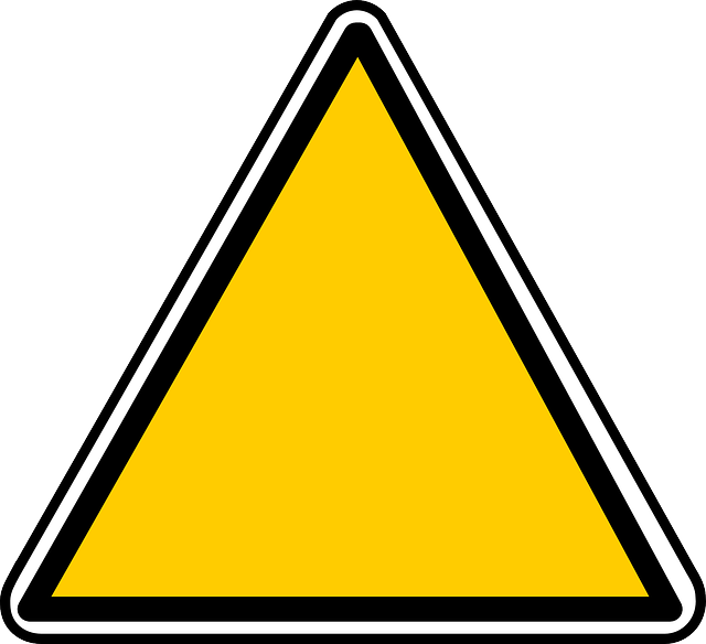Be Aware Of The Signs That You Need To Schedule Septic - Triangulo De Advertencia Png (640x584), Png Download