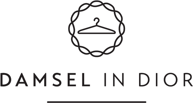 15 Travel Staples & 15 Ways To Wear Them - Damsel In Dior (640x360), Png Download