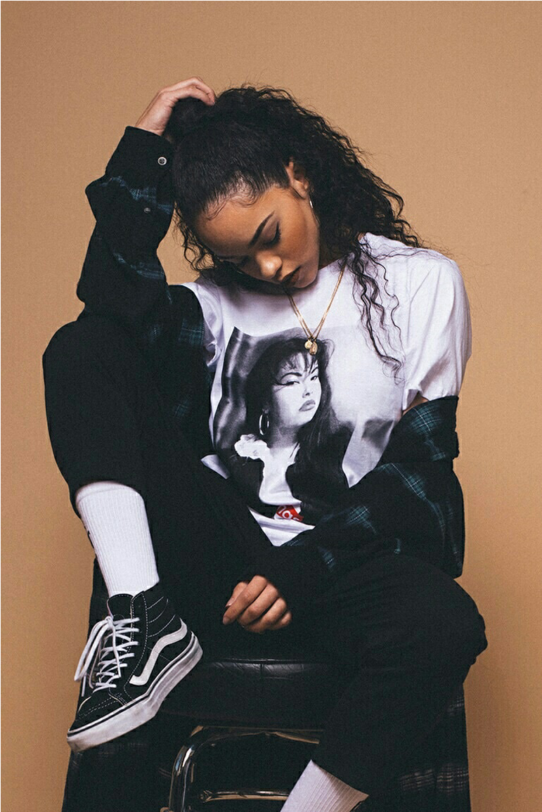 Womens Streetwear Studio Photoshoot (1440x1440), Png Download