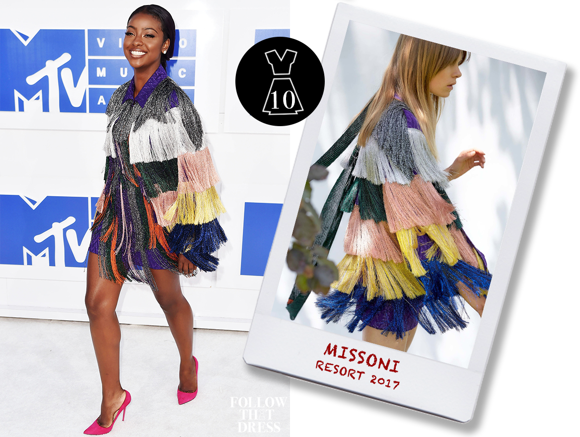 Hailee Steinfeld In Balmain Resort - Girl (1168x880), Png Download