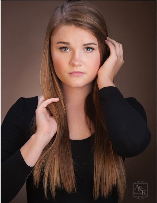 001 Holt High School Senior Girl Close Up Copy (1000x667), Png Download