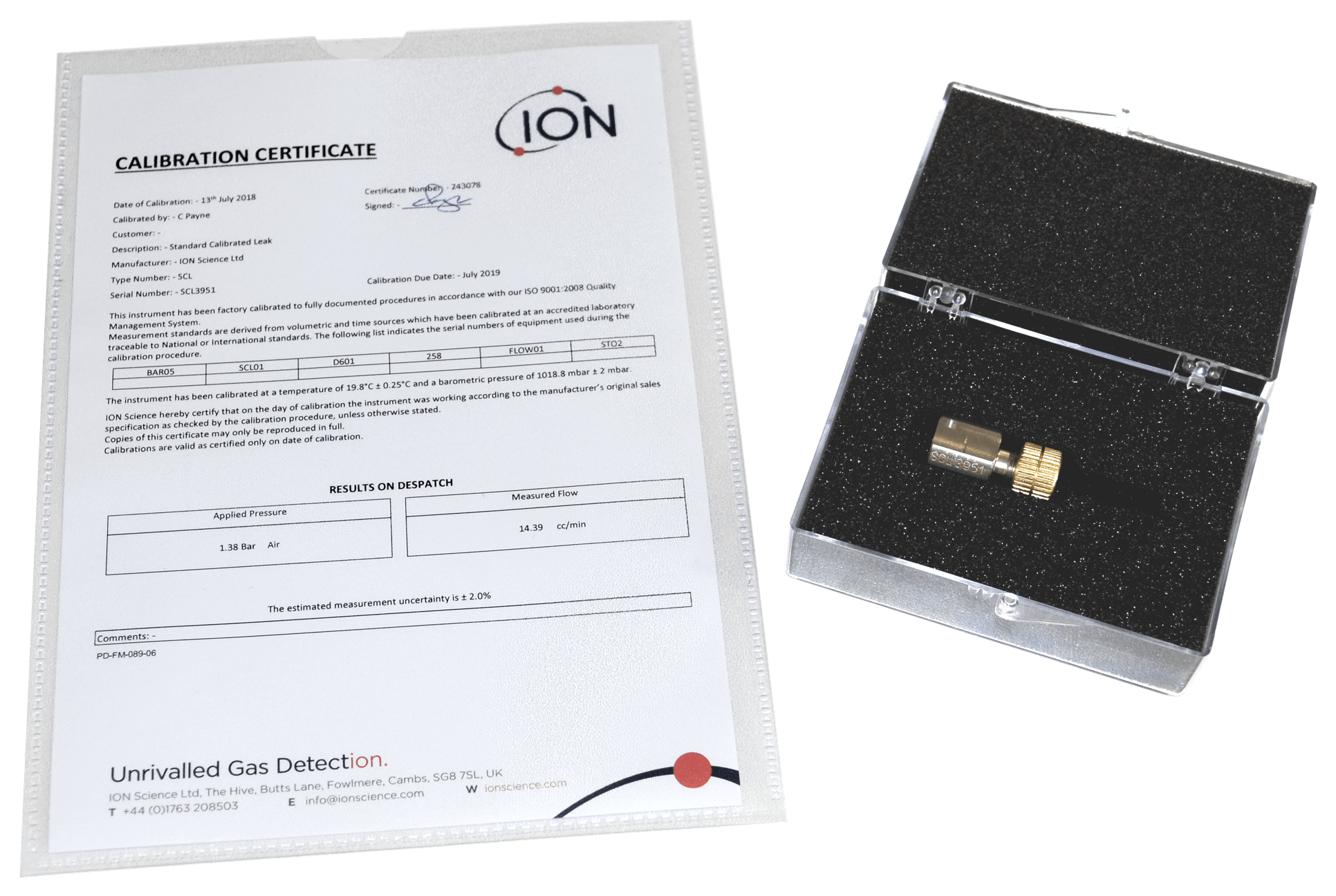 Stainless Steal Standard Leak With Protective Cap Fitted - Wallet (2163x1440), Png Download