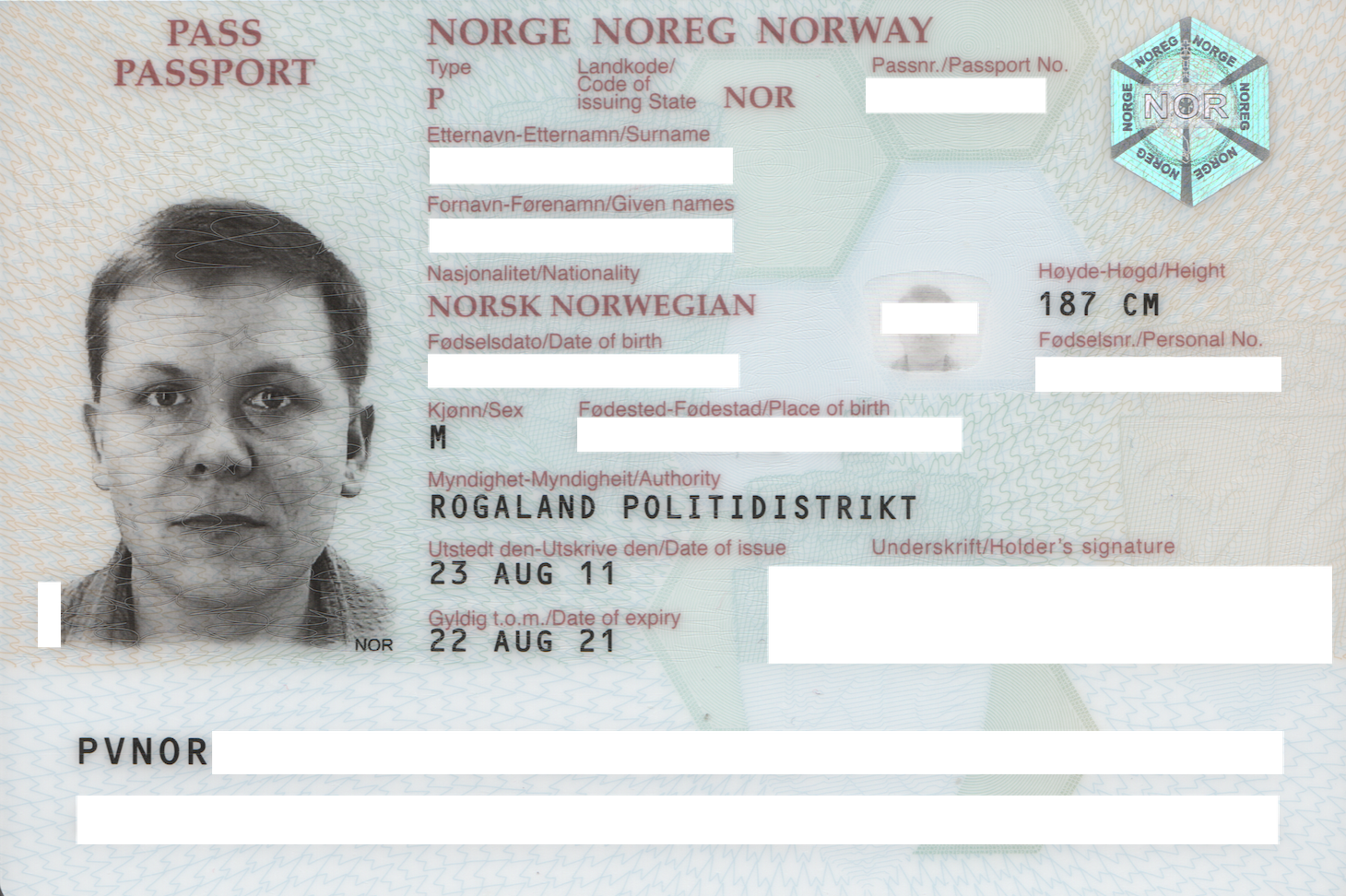 Personal Details Page - Norwegian Passport Id Example (1460x972), Png Download