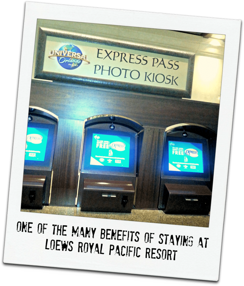 Universal Studios Express Pass Kiosk Guest Perk - Universal Orlando (880x1024), Png Download