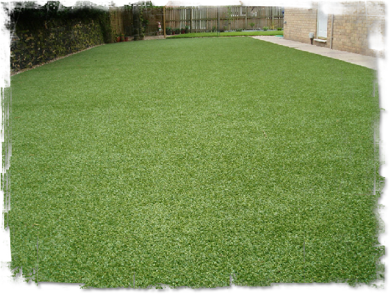Artificial Lawn Turf, Astroturf Or Astraturf In Sheffield - Maintenance Free Grass (564x425), Png Download