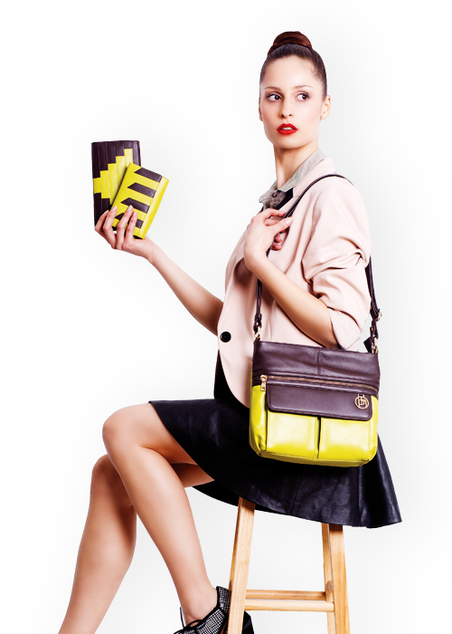 Leather Purses - Fashion Model With Purse Png (500x700), Png Download