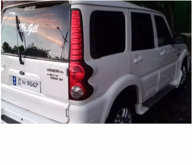 Mahindra Scorpio Vlx 2wd Bsiii - Škoda Yeti (485x323), Png Download