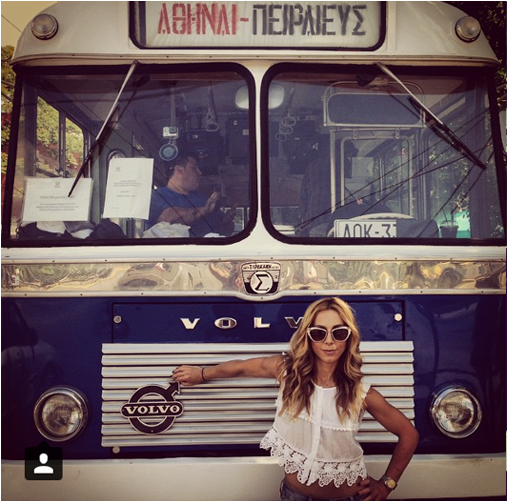 Volvo At Joy Tv - Girl (850x500), Png Download