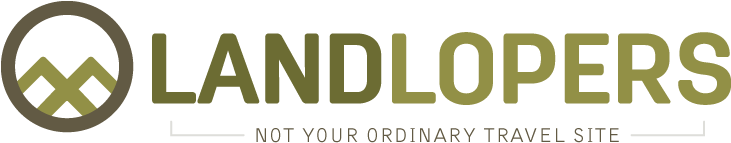 Massive Dhobi Ghat Washing Center In Mumbai, - Landlopers (780x165), Png Download