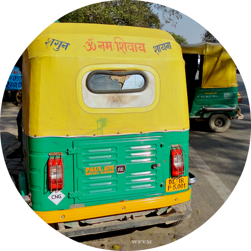 And Be Ready To Board The Early Morning Shatabdi Express - Train (800x800), Png Download