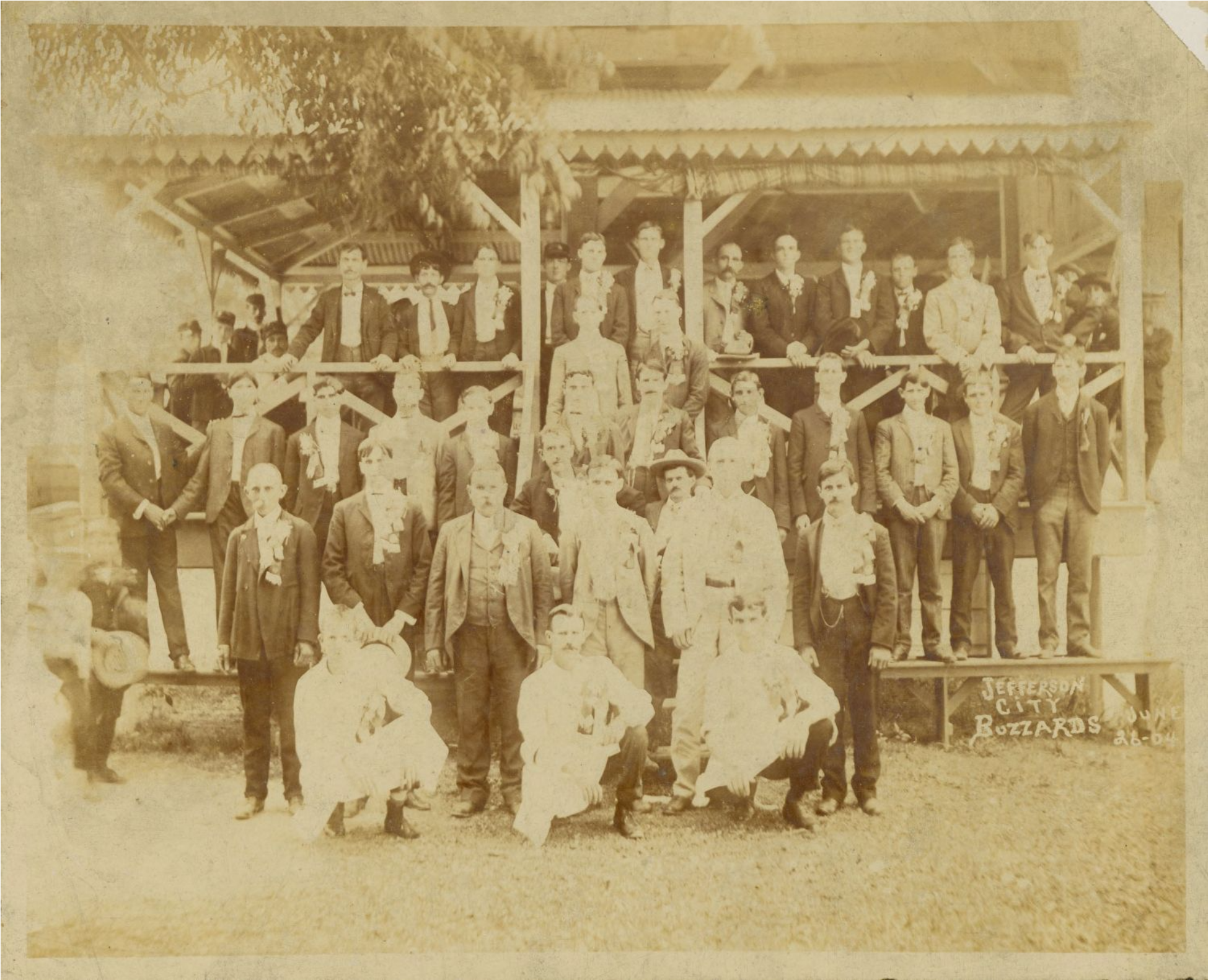 Jefferson City Buzzards 1904 - Vintage Clothing (2442x1600), Png Download