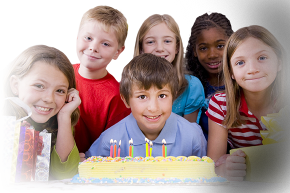 Holding Your Child's Birthday Party At L - Birthday Party For Kids (580x386), Png Download