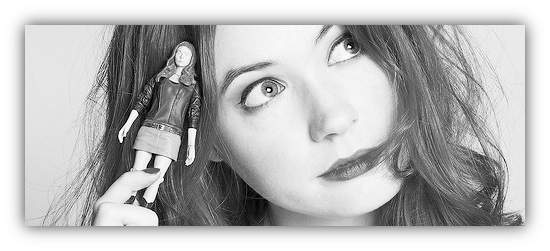 Karen Sheila Gillan - Karen Gillan Action Figure (550x251), Png Download