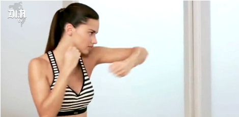 Adriana Lima Es Una De Las Más Reconocidas Modelos - Model (790x444), Png Download