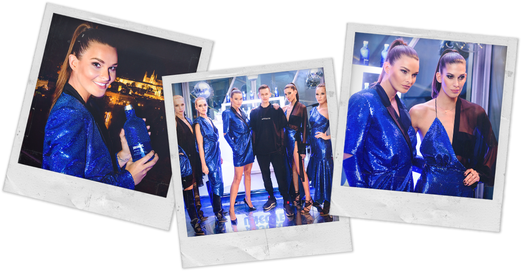 We Have Managed To Connect The World Of Fashion With - Display Advertising (1193x613), Png Download
