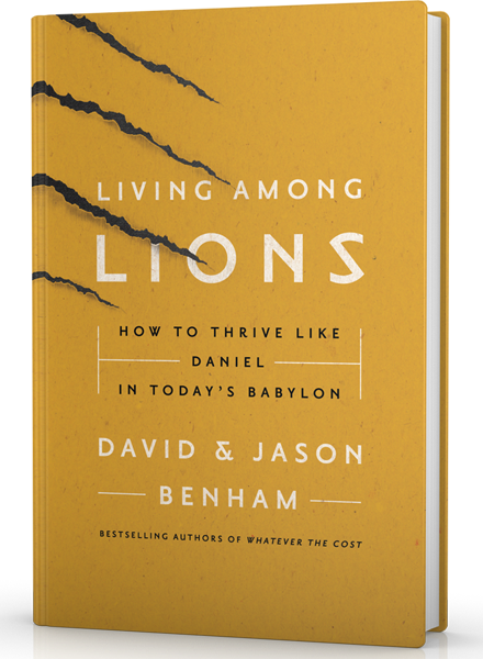 Lal 3d Book - Living Among Lions: How To Thrive Like Daniel In Today's (440x600), Png Download