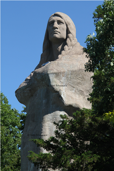 2012 Day Trip - Statue (650x650), Png Download