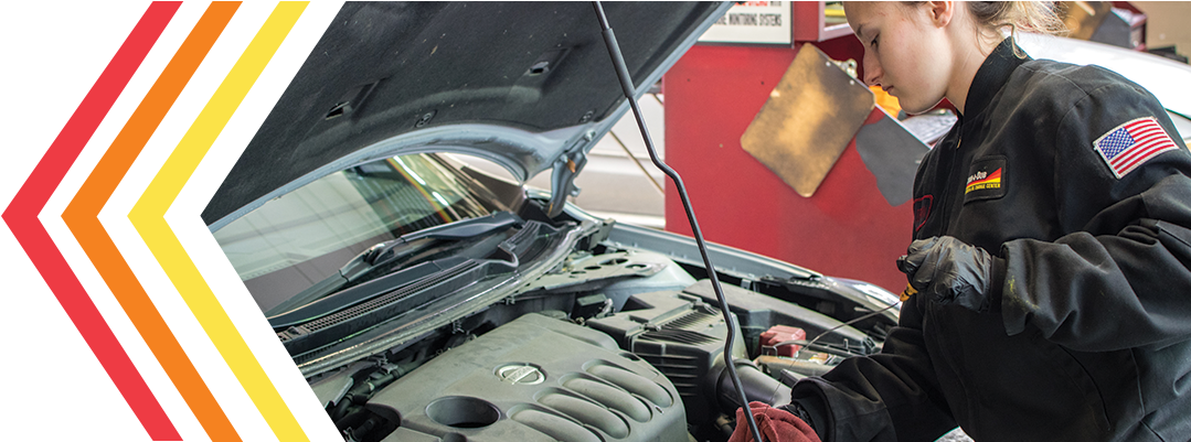 Our Oil Change Customers Can Expect Exceptional Service - Auto Mechanic (1080x500), Png Download
