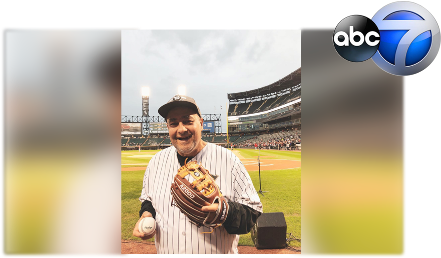 Chicago Son Surprises Dad With Baseball Glove He Has - Baseball (1000x566), Png Download