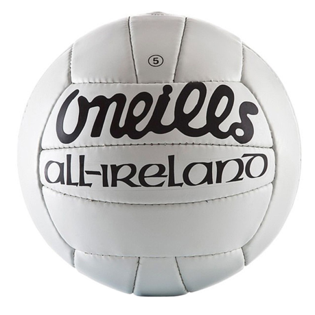 Gaelic Football Can Be Described As A Mixture Of Soccer (1000x582), Png Download