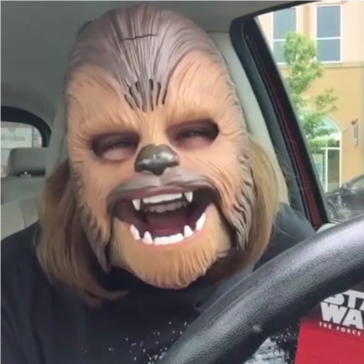 Chewbacca Mom Becomes Viral Video Star - Chewbacca Woman (1280x720), Png Download