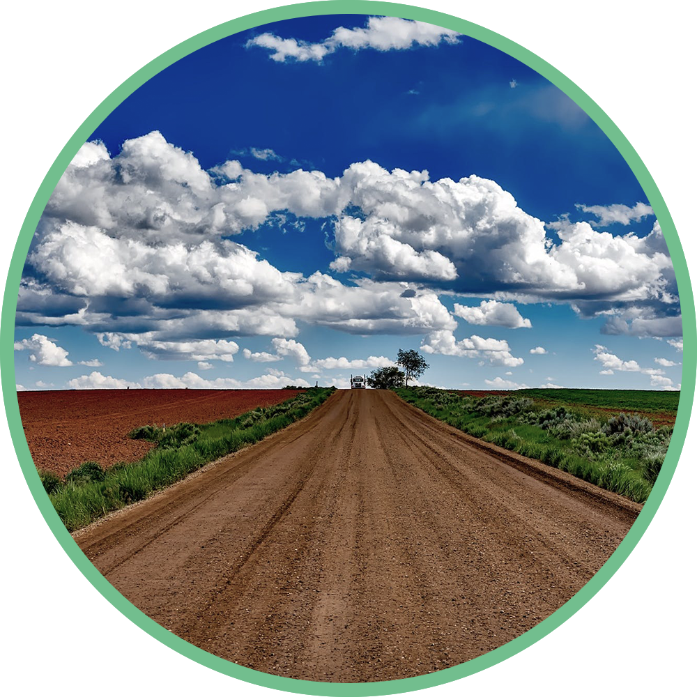 Dirt Road Circle - Oldtimer 2 Grayscale Coloring Book For Adults: 40 Oldtimer (1000x1000), Png Download