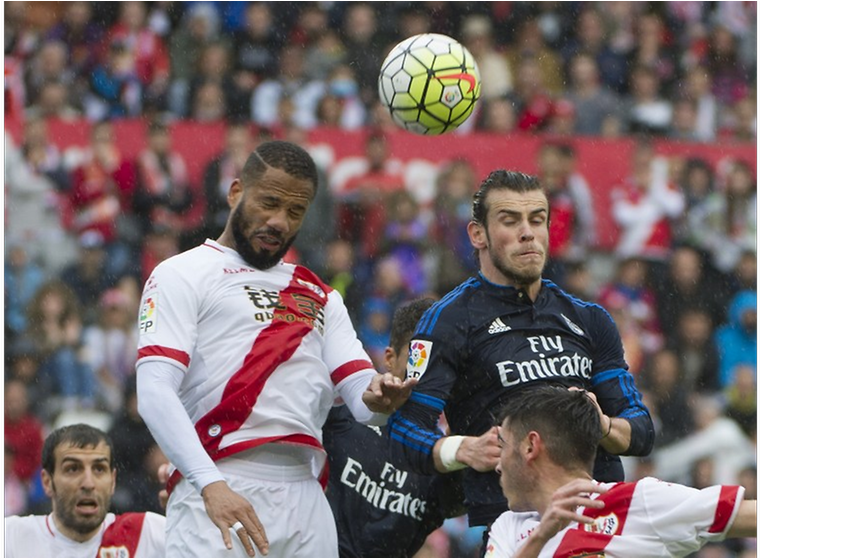 Four-goal Suarez Keeps Barca On Top, Bale Rescues Real - Rayo Vallecano (991x557), Png Download