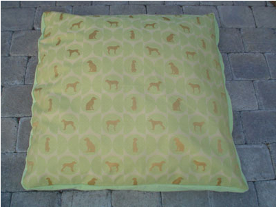 Wegman Pistachio Polka Designer Dog Bed (400x400), Png Download