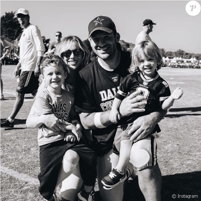Tony Romo Et Candice Crawford, Ici En Photo Fin 2016 - Candice Crawford (950x659), Png Download