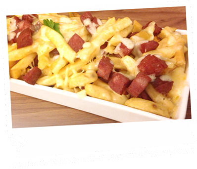 Batata Frita Com Calabresa E Mussarela - Porção De Batata Frita Com Linguiça (399x399), Png Download