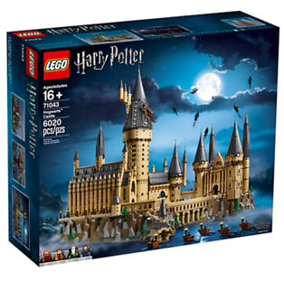 Lego Announced It Is Releasing A 6,000-piece Hogwarts - Lego Hogwarts Castle 2018 (415x311), Png Download