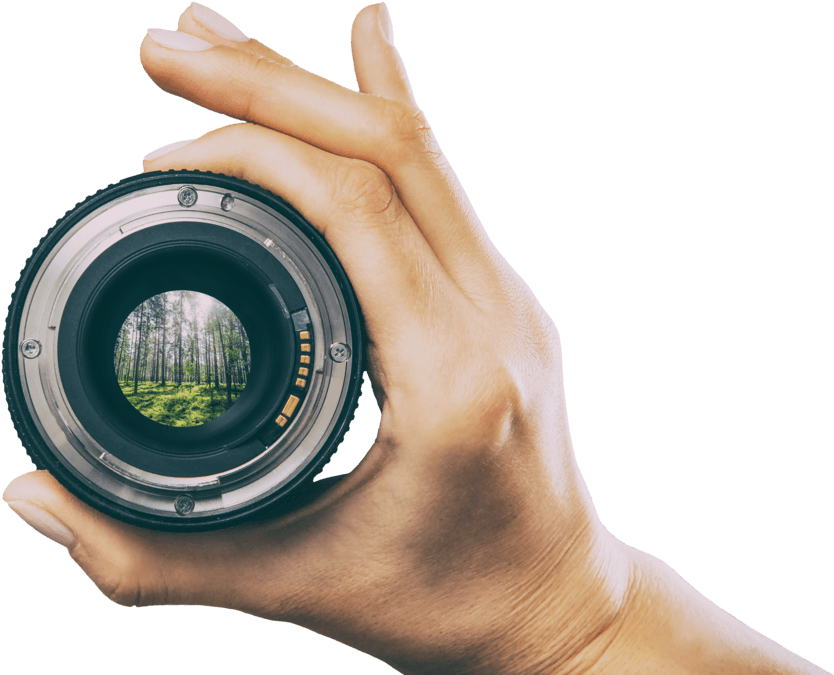Hand With A Camera Zoom - Sobre Velocidade Do Obturador (837x686), Png Download