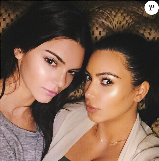 Kendall Jenner Et Kim Kardashian Sont Déjà Adeptes - Nars Likit Aydınlatıcı Hot Sand (950x565), Png Download