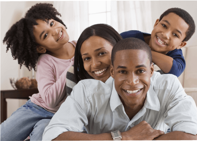 Smile For Your Health - Happy Black Family At Home (660x600), Png Download