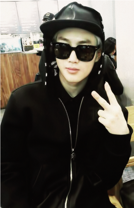 Tumblr N3k7o2asnr1rfzr7uo1 R2 500 - Sweatshirt (500x750), Png Download