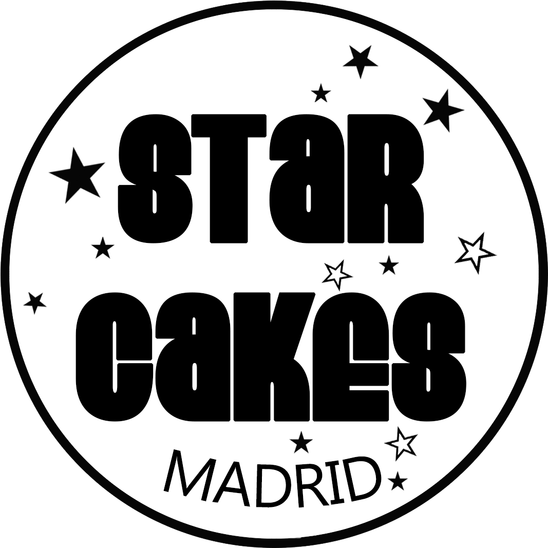 Star Cakes Tartas Fondant - Star Cakes Madrid (1126x1145), Png Download