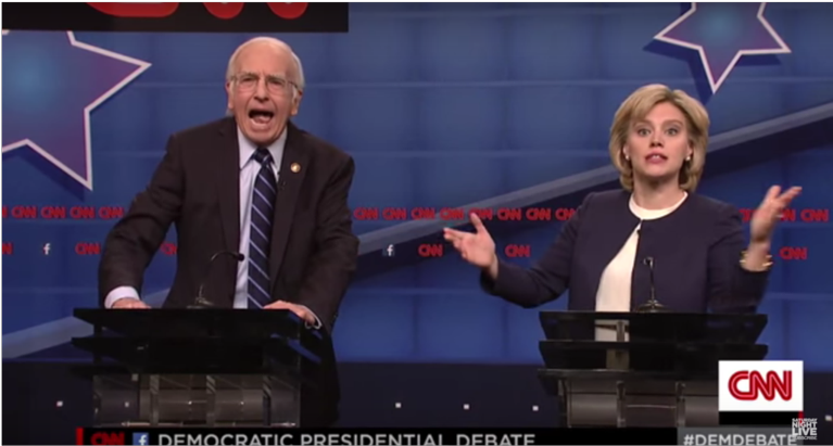Larry David As Bernie Sanders And Kate Mckinnon As - Democratic Debate Snl (768x480), Png Download