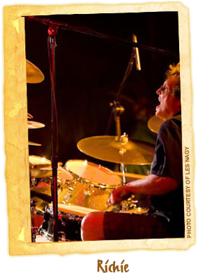 Https - //www - Drummerworld - Com/drummers/richie - Richie Hayward (315x402), Png Download