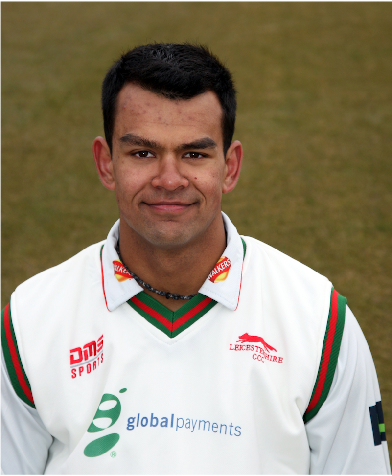 Leicestershire Cricket Player Injury Shiv - Leicestershire County Cricket Club (800x1200), Png Download