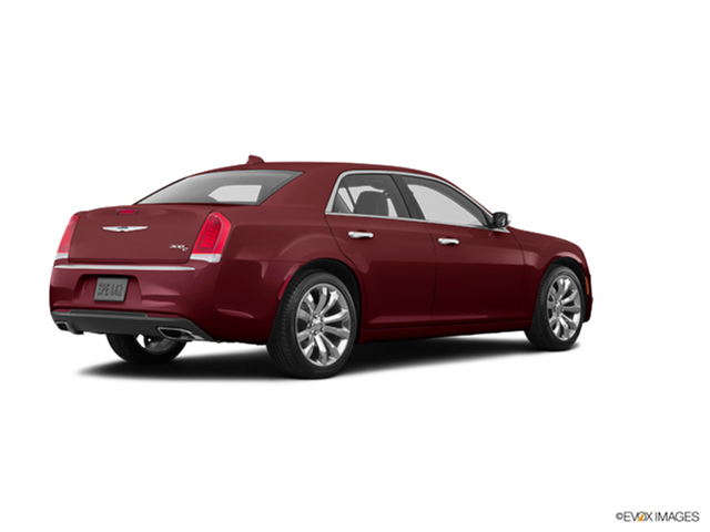 New Car 2017 Chrysler 300 300c Platinum - Toyota Corolla Ce 2019 (640x480), Png Download