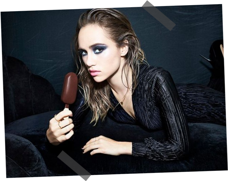 Magnum Goes Hollywood - Extreme Ice Cream Advert Model (676x400), Png Download
