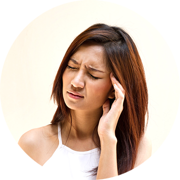 Do You Suffer From Headaches Or Migraines - Png Women With Headache (360x360), Png Download