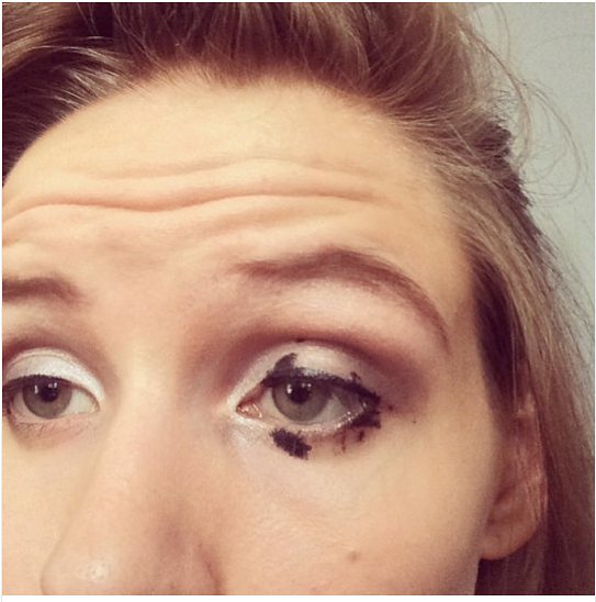 17 Times Tumblr Understood How Much You Hate Makeup - Girl (699x547), Png Download