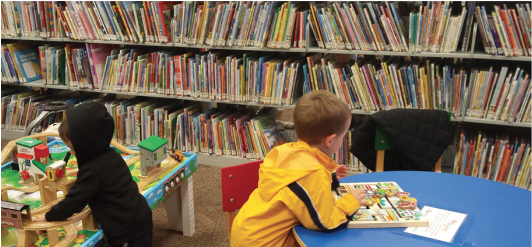 Children Playing In Play Centers At A Library - Child (600x300), Png Download