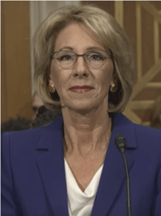 Betsy Devos Confirmed As Sec - Betsy Devos (777x437), Png Download